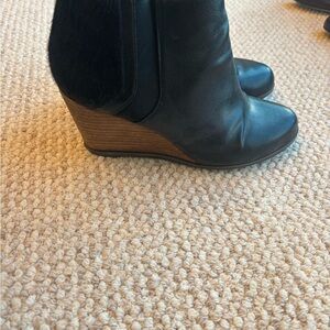 Dr. Scholl's Black and Brown Wedge Boots